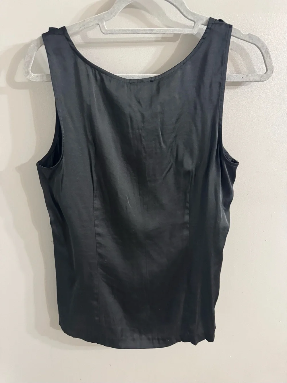 Black Embellished Scoop Neck Tank Top - Picture 2 of 6